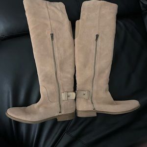 Splendid to the knee boots